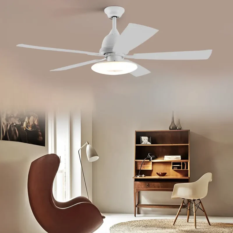 Dimmbarer LED-Deckenventilator mit Holzmaserungsflügeln